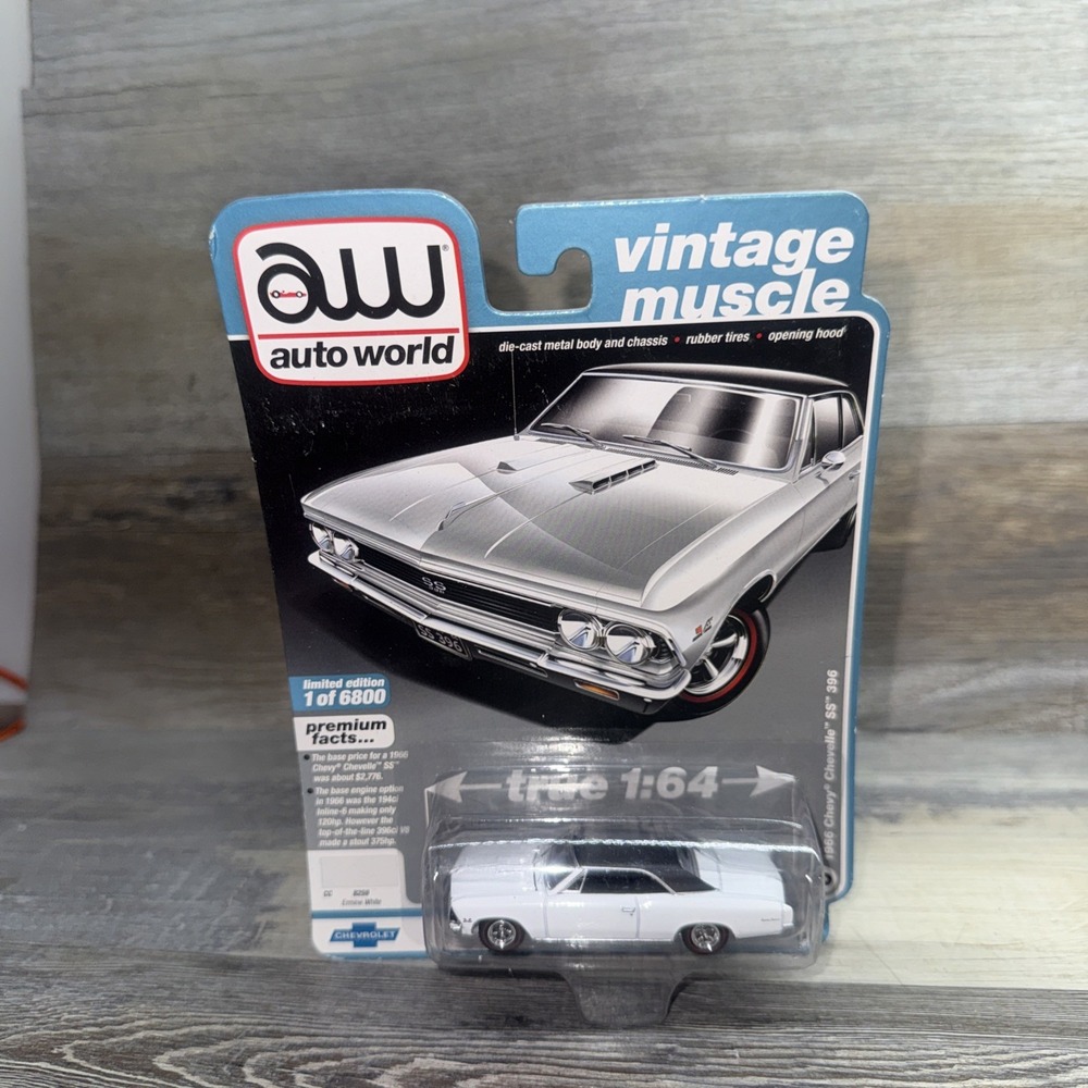 Auto World Vintage Muscle 1966 Chevy Chevelle SS 396 Release 2 Vers B 1/64